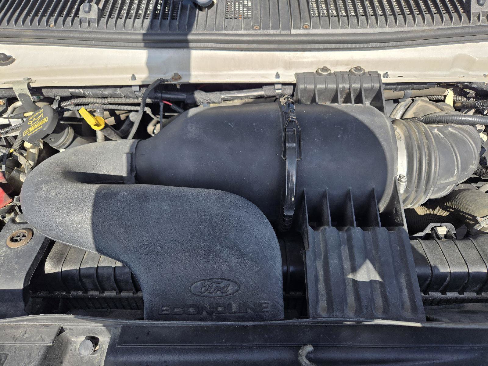 Used 2014 Ford E-350 and Econoline 350 XLT RWD image 30