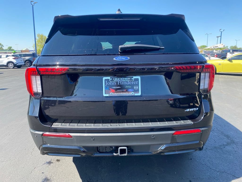 Certified 2025 Ford Explorer ST-Line w/ ST-Line Street Pack AWD/4WD image 5