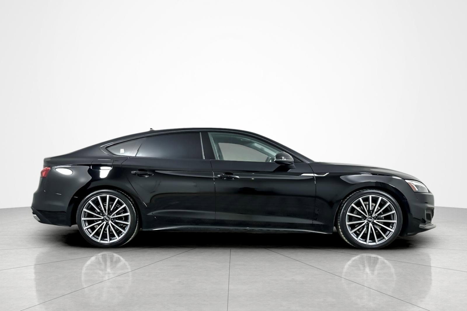 Used 2023 Audi A5 2.0T Premium Plus w/ Premium Plus image 6