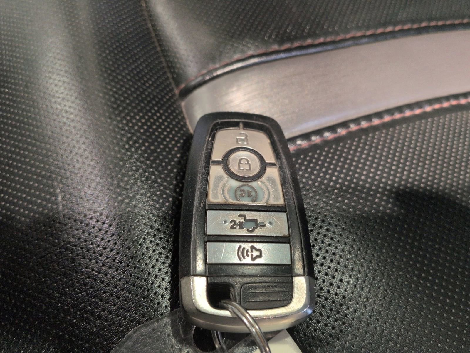 Certified 2018 Ford F150 Platinum w/ Technology Package image 76