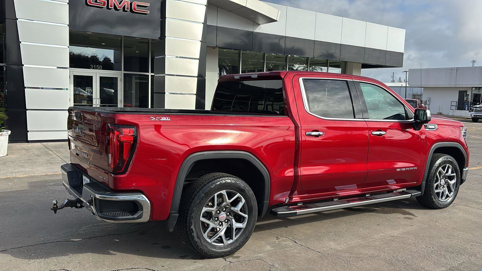 Certified 2023 GMC Sierra 1500 SLT w/ SLT Premium Package image 8
