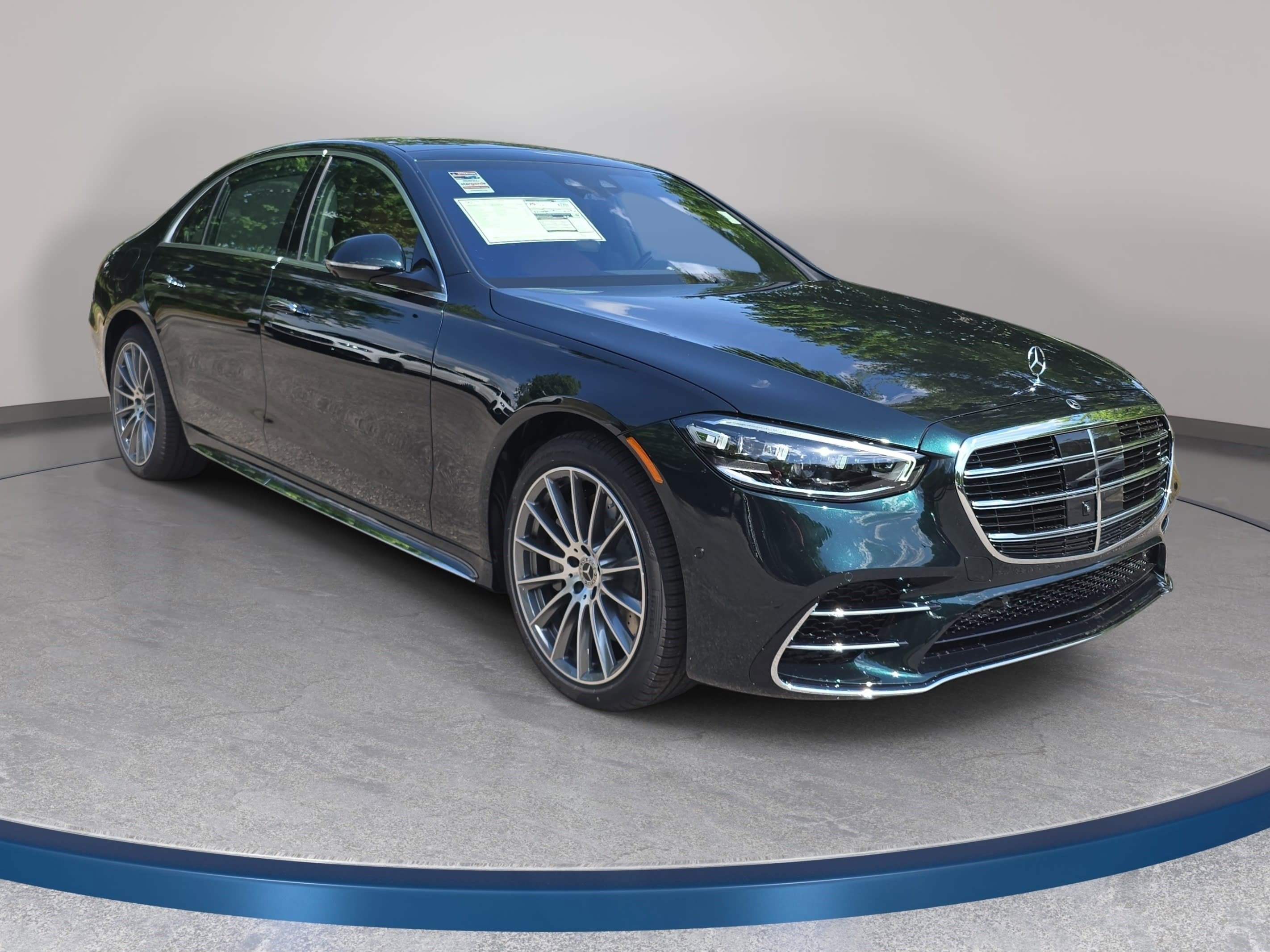 New 2026 Mercedes-Benz S 580 4MATIC Sedan image 3