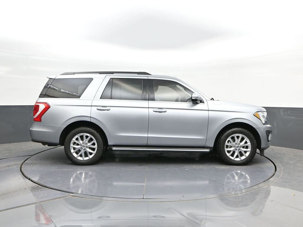 Used 2020 Ford Expedition XLT w/ Equipment Group 202A image 25