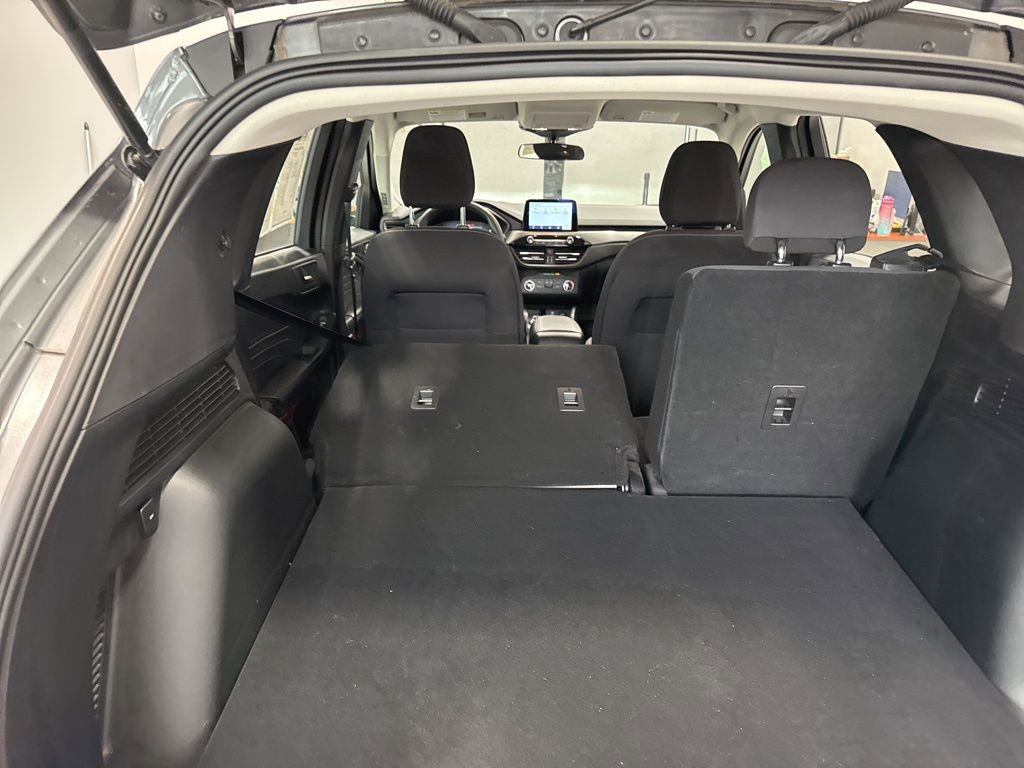 Used 2023 Ford Escape AWD image 59