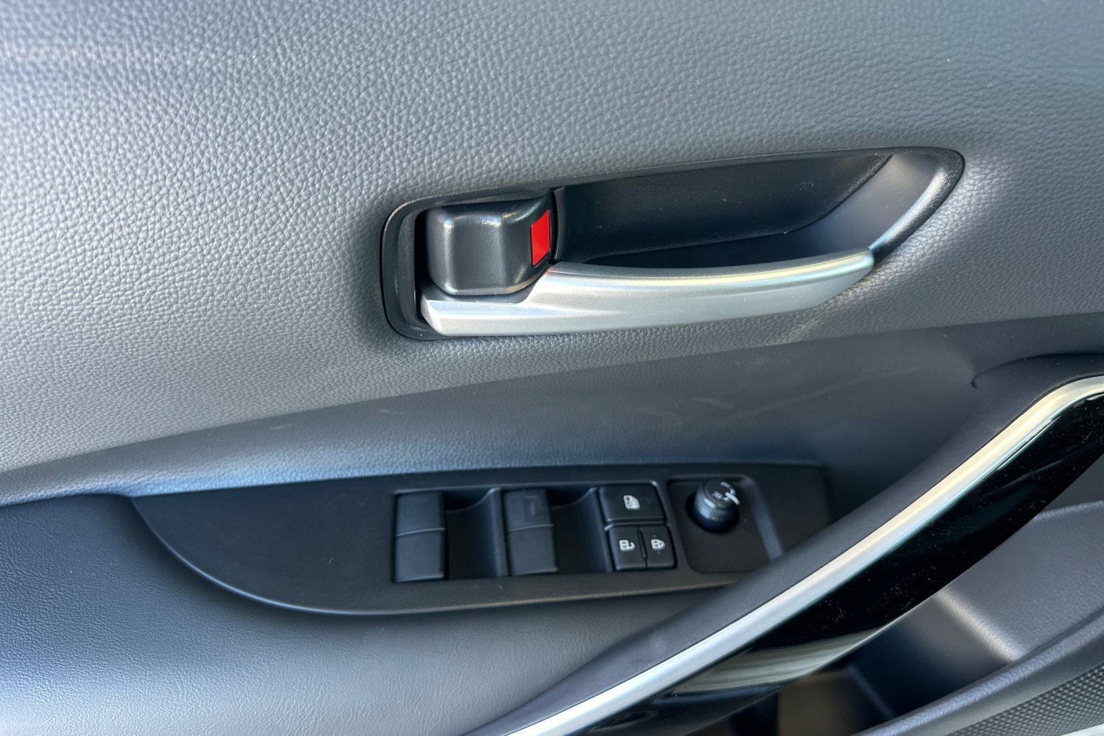 New 2026 Toyota Corolla XSE image 10