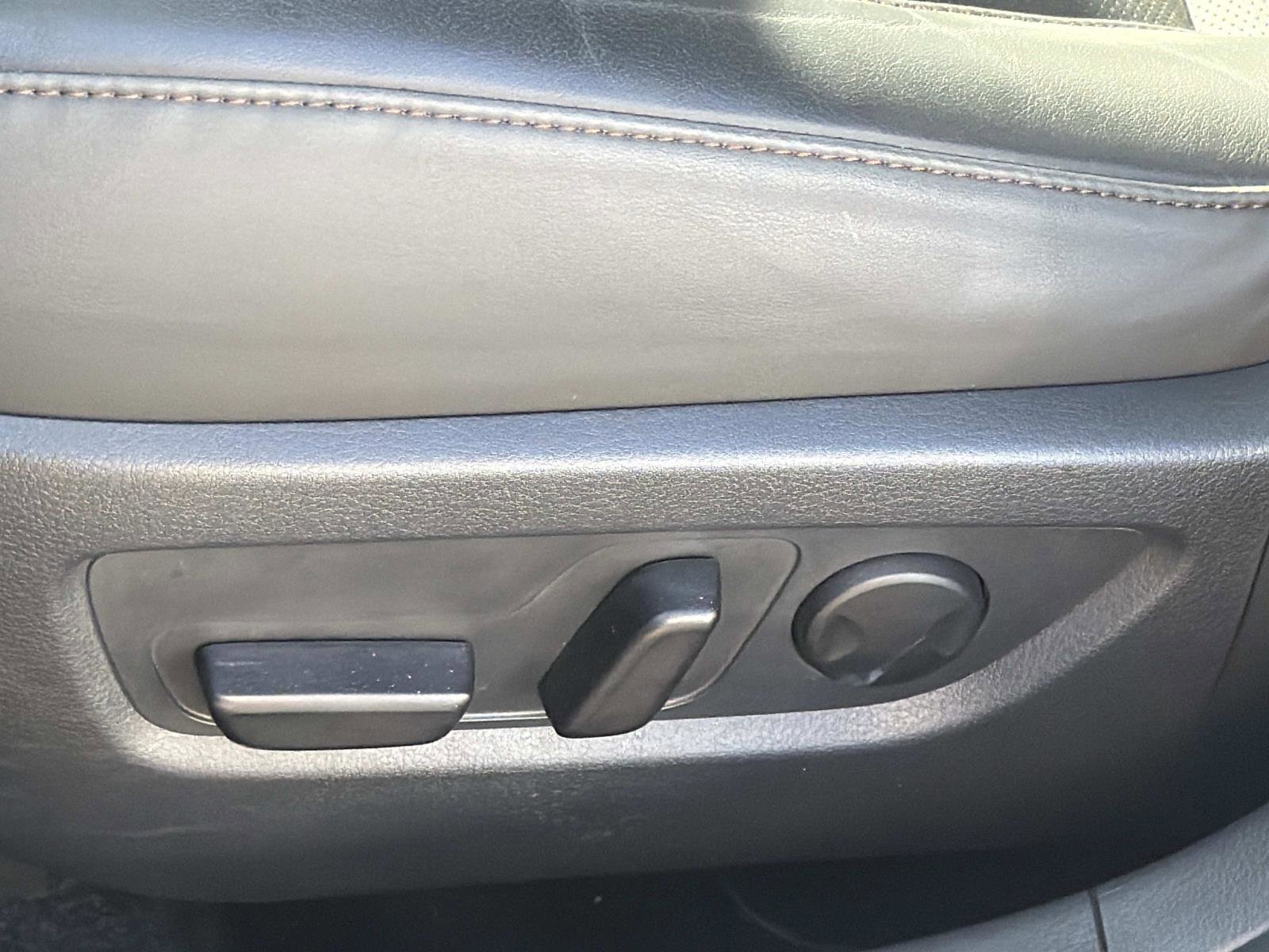 Used 2025 MAZDA CX-30 AWD 2.5 S w/ Premium Package image 21