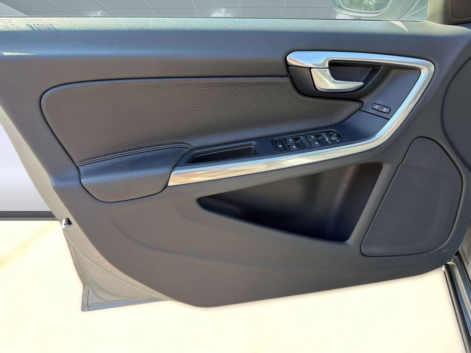 Used 2013 Volvo S60 T5 image 20