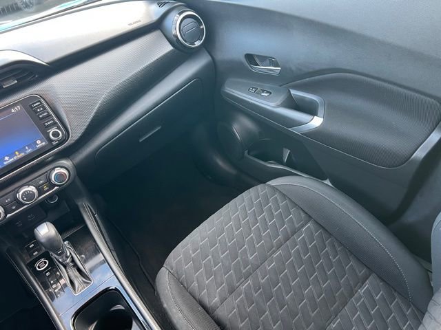 Used 2023 Nissan Kicks SV image 15