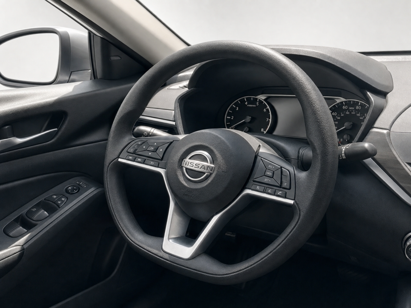 Used 2025 Nissan Altima 2.5 SV FWD image 18