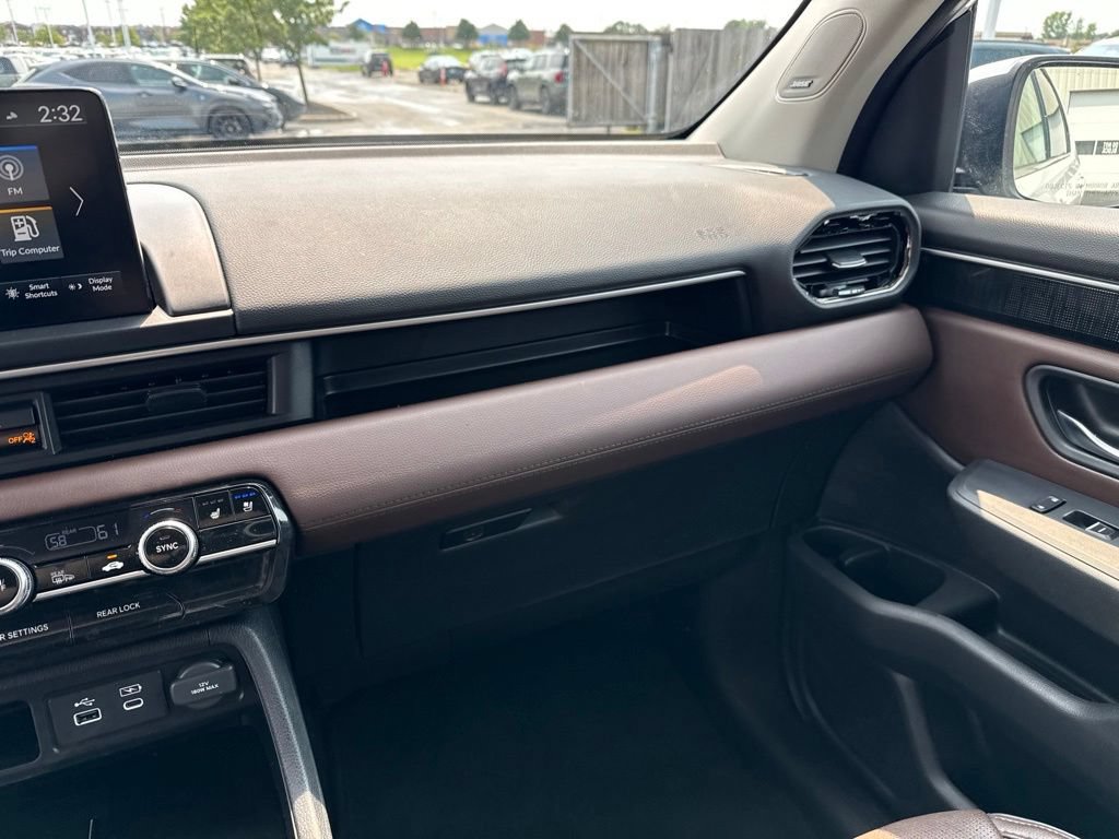 Used 2025 Honda Pilot Elite image 29