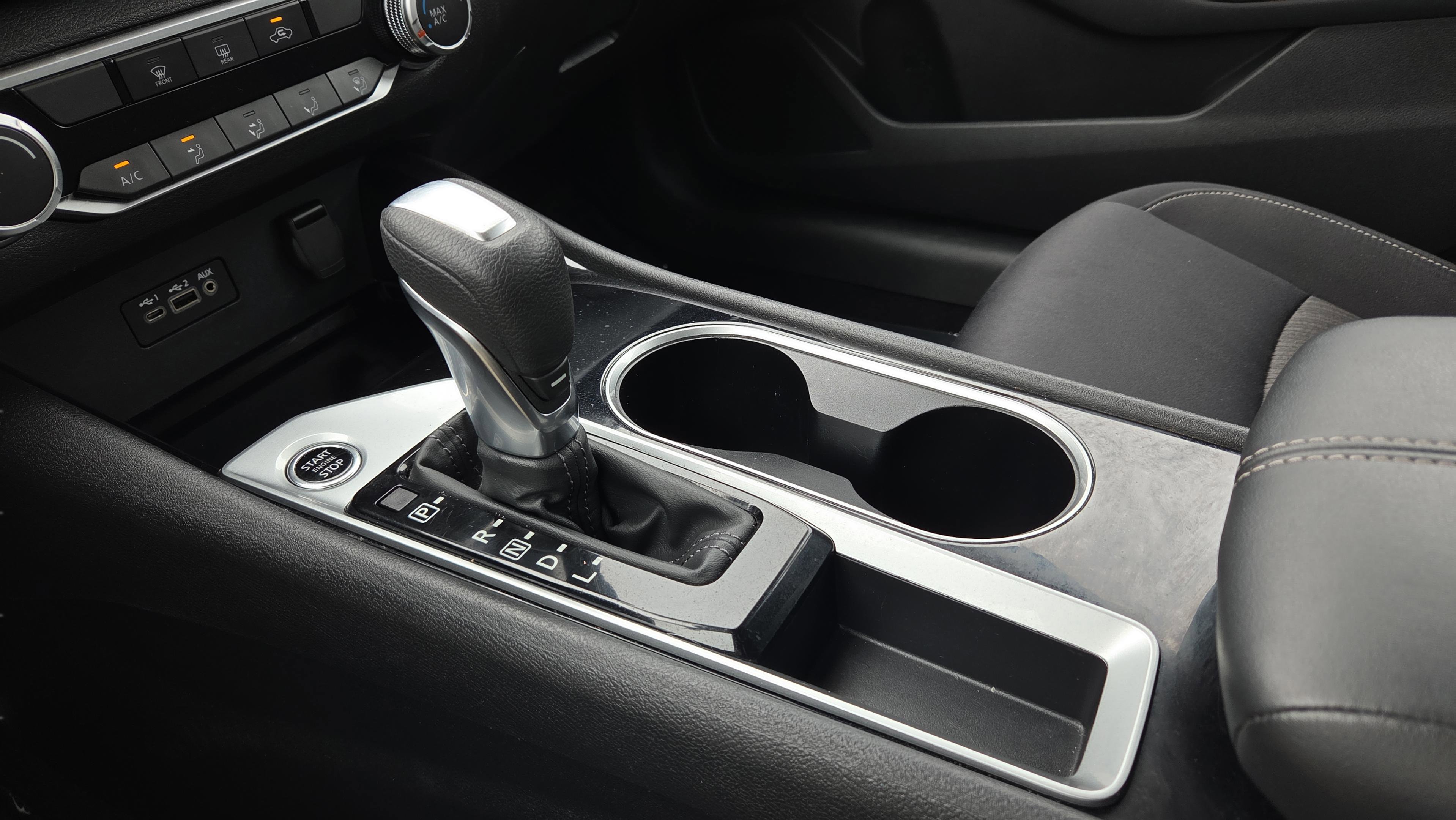 Used 2024 Nissan Altima 2.5 SV image 16