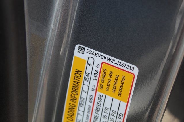 Used 2020 Buick Enclave Avenir w/ Avenir Technology Package AWD/4WD image 54