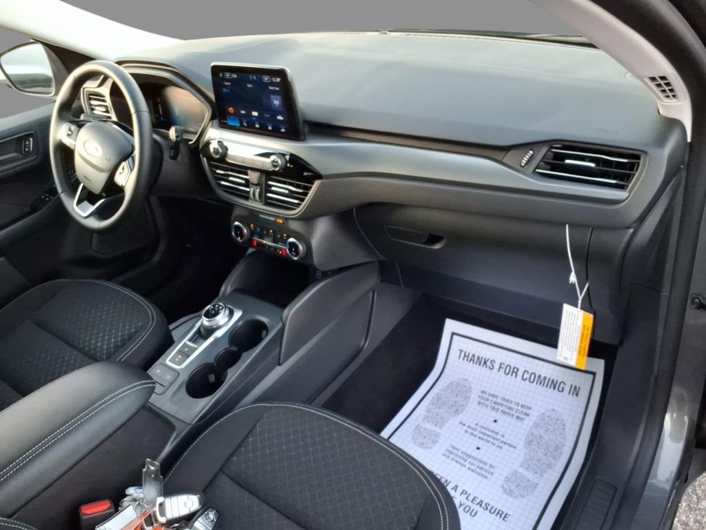 New 2025 Ford Escape Active w/ Cold Weather Package image 12