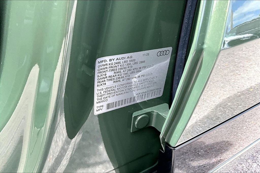 Certified 2025 Audi Q5 Premium Plus image 30