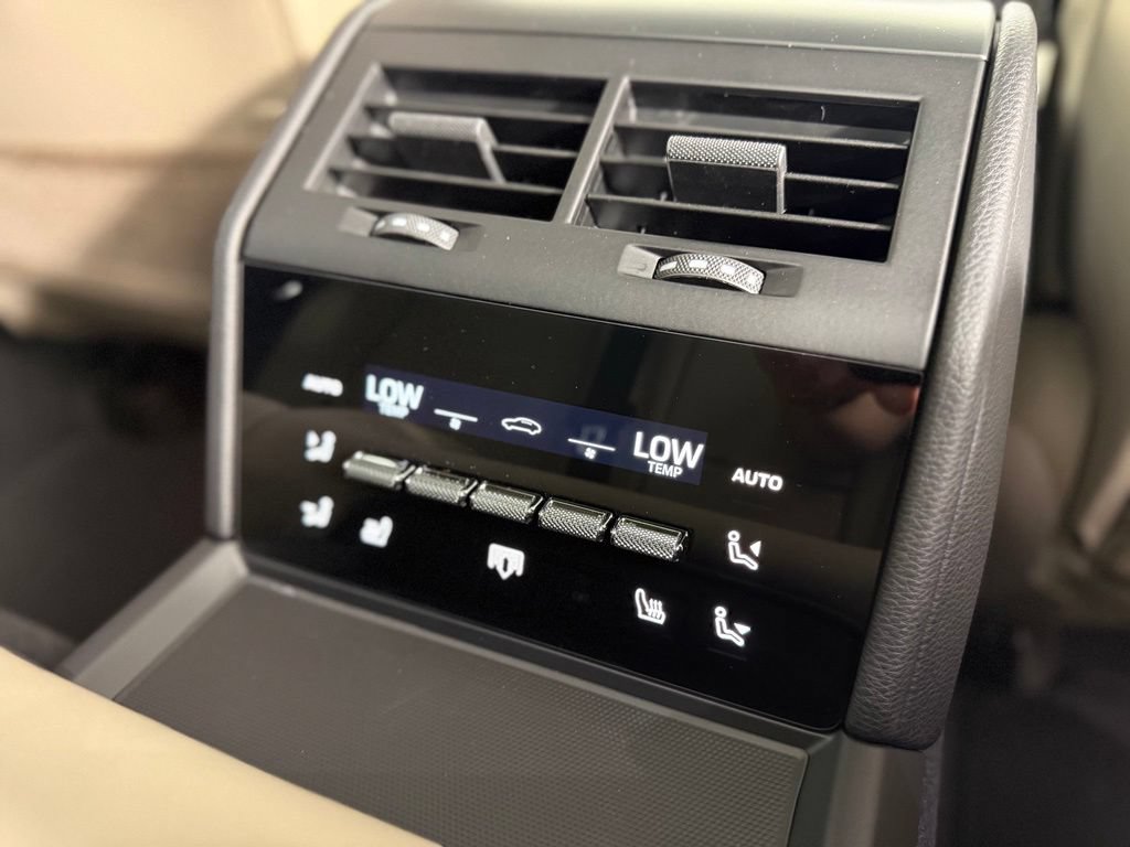 New 2026 Porsche Panamera 4 AWD/4WD image 28