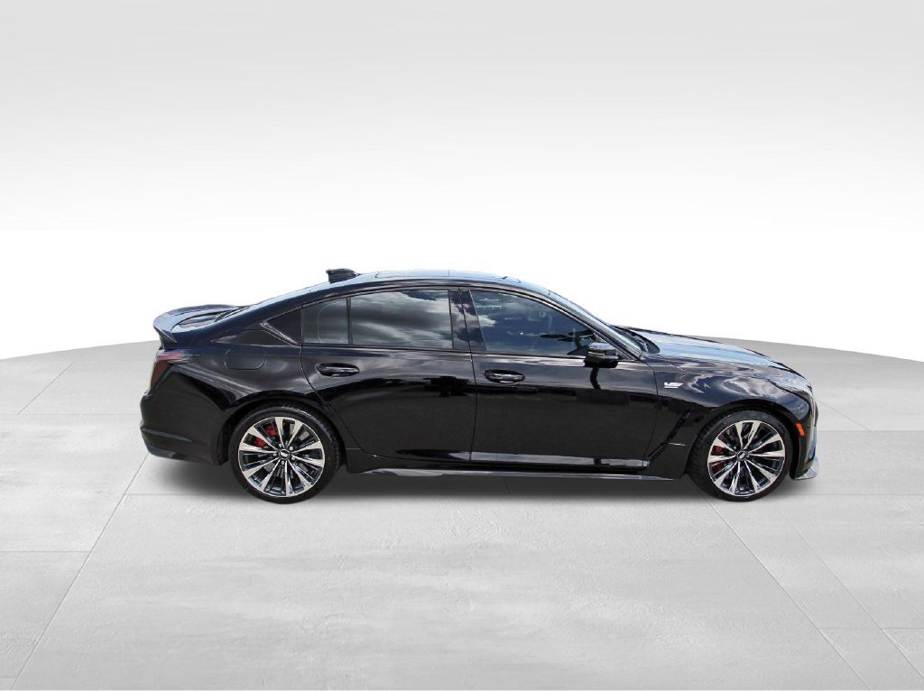 New 2026 Cadillac CT5 V Blackwing w/ Carbon Fiber 2 Package RWD image 5