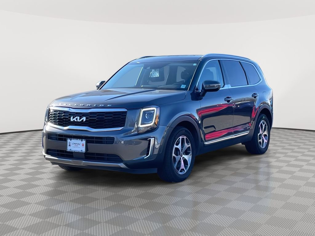 Used 2022 Kia Telluride EX image 3