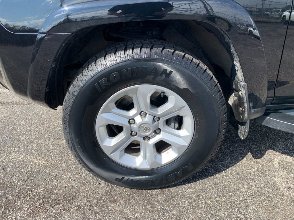 Used 2022 Toyota 4Runner SR5 image 33