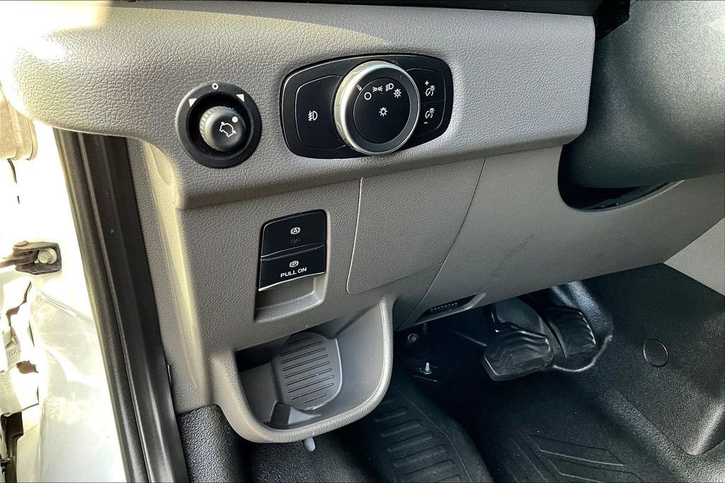 Used 2024 Ford Transit 250 Low Roof w/ Exterior Upgrade Package image 15