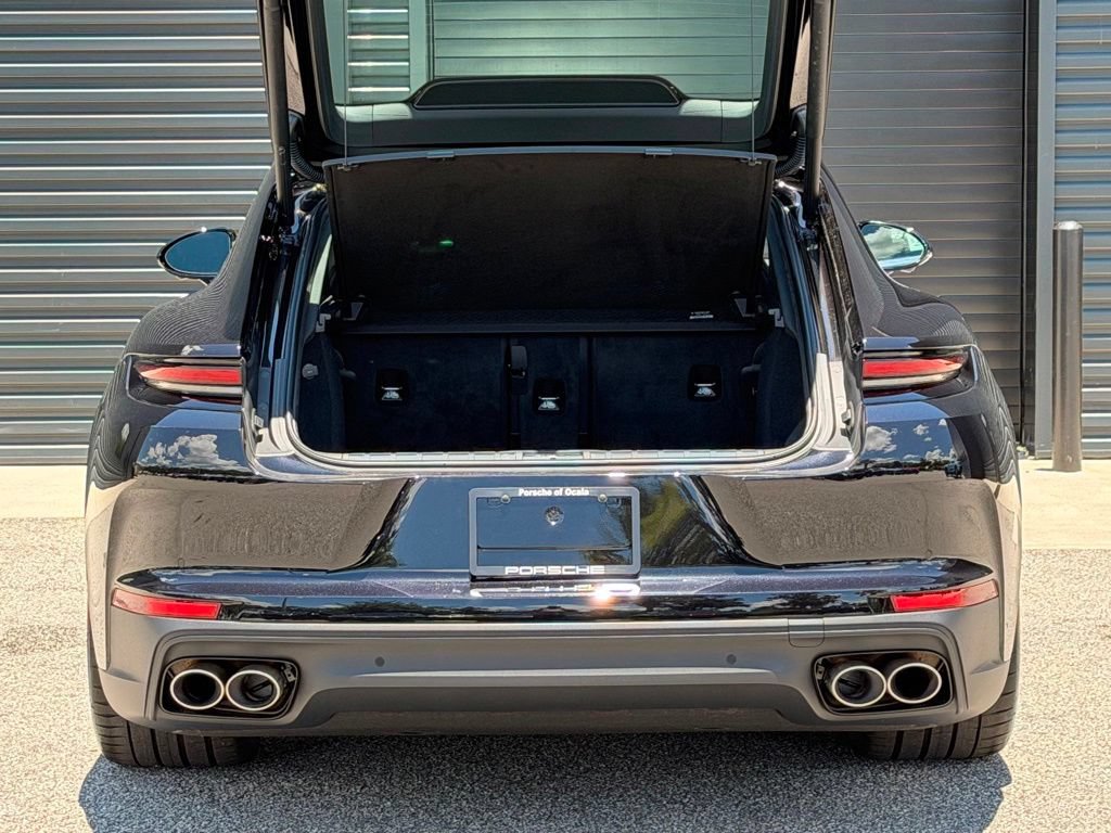New 2026 Porsche Panamera RWD image 17