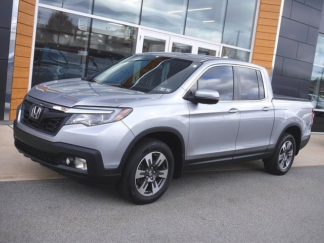Used 2017 Honda Ridgeline RTL-T image 1