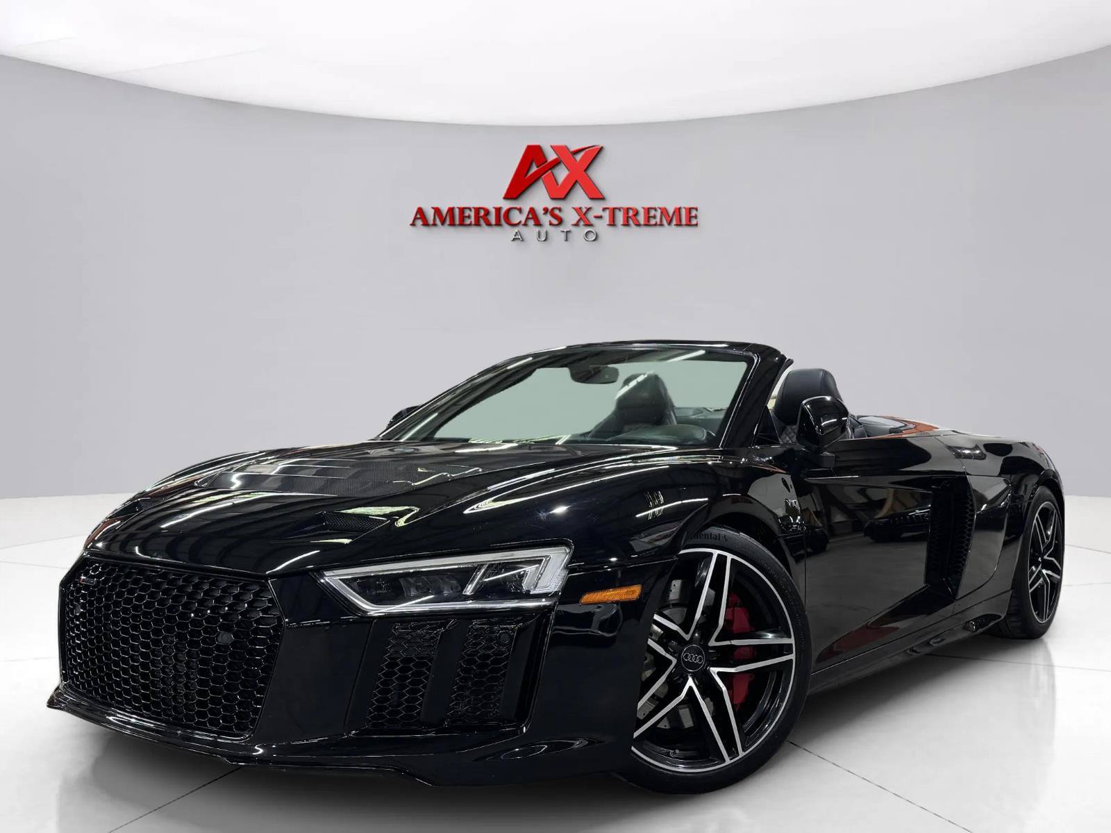 Used 2017 Audi R8 V10 w/ Carbon Exterior Package AWD/4WD image 1