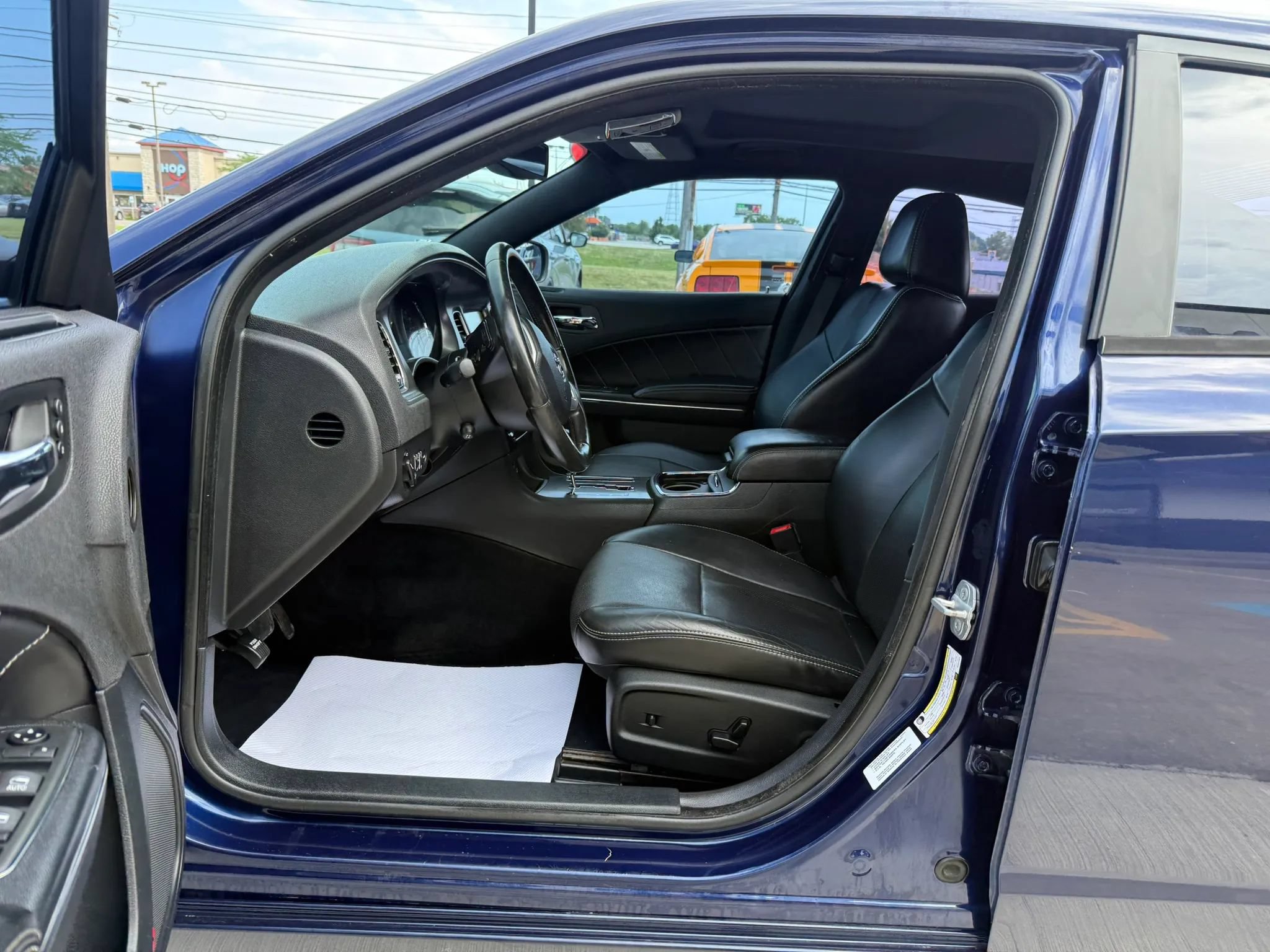 Used 2013 Dodge Charger R/T AWD/4WD image 18