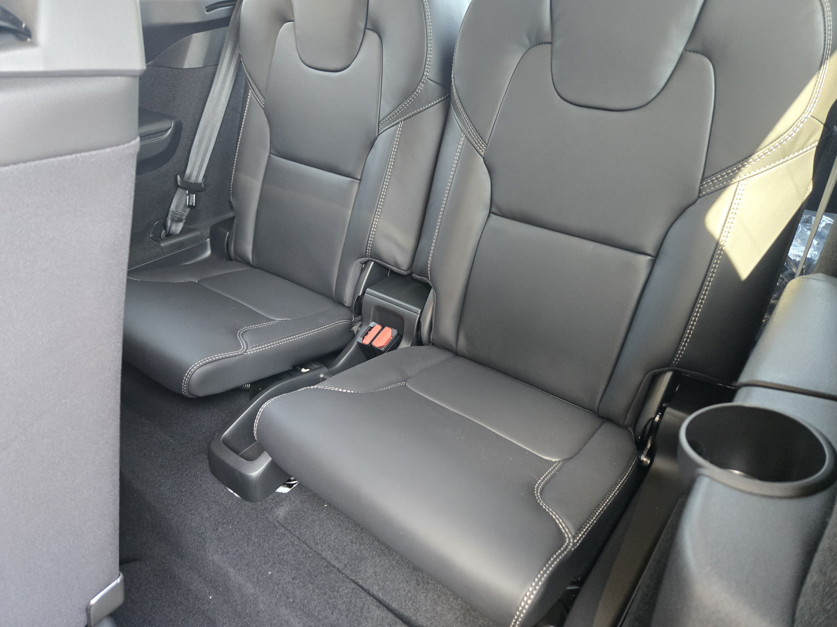 New 2027 Volvo XC90 B6 Ultra AWD/4WD image 26