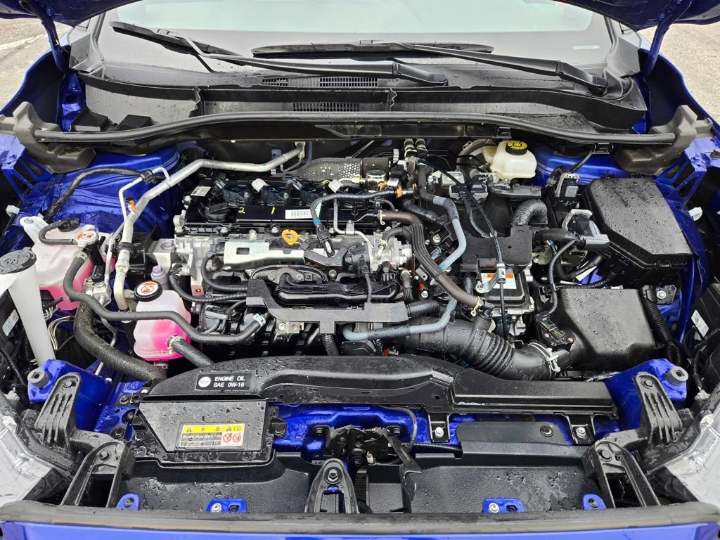 Used 2025 Toyota Corolla Cross AWD Hybrid w/ Moonroof Package image 30