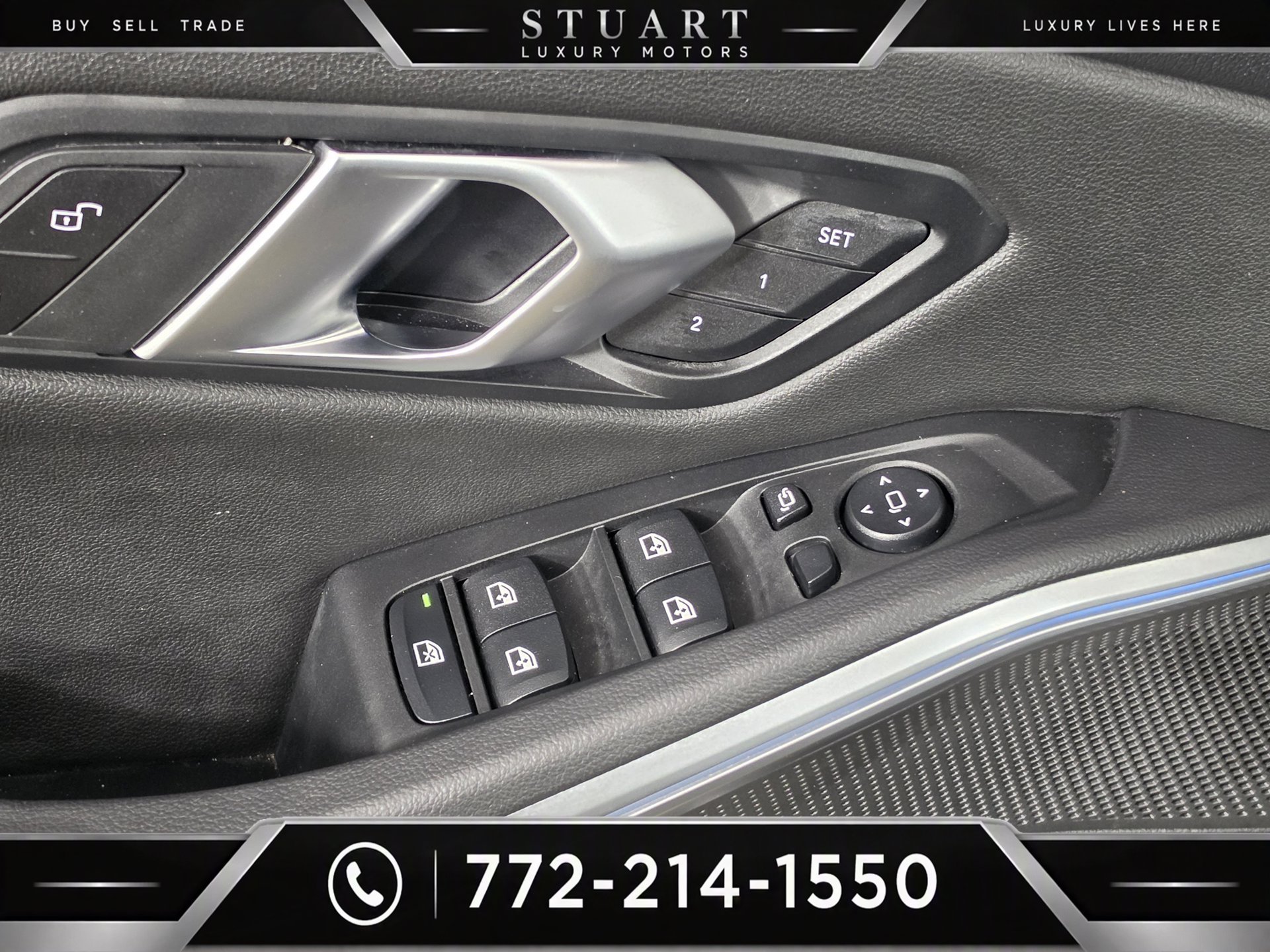 Used 2025 BMW 330i xDrive Sedan AWD/4WD image 7