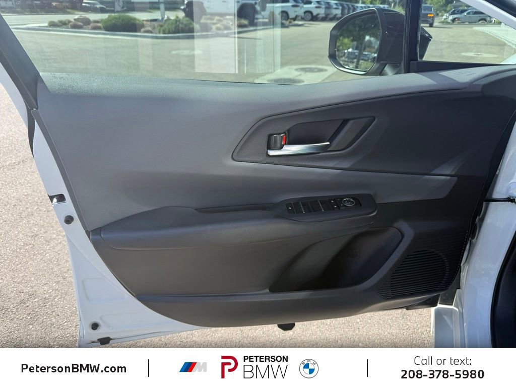 Used 2024 Toyota Prius XLE AWD/4WD image 13