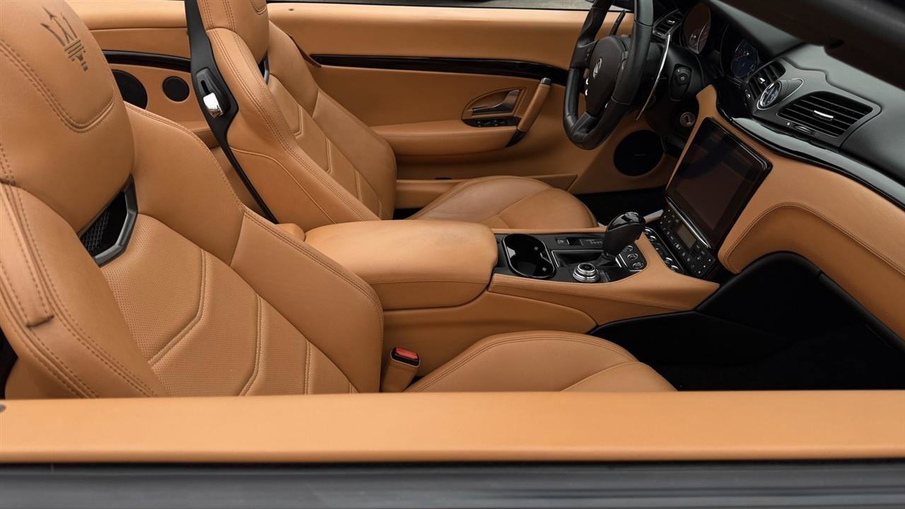 Used 2018 Maserati GranTurismo Sport image 11