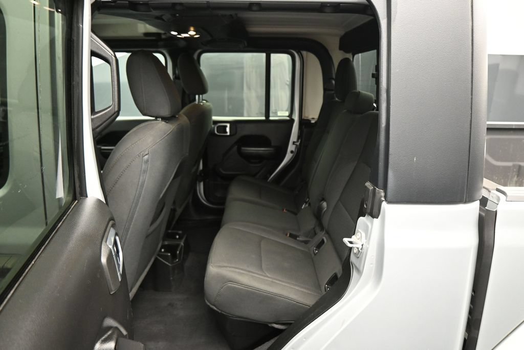Used 2023 Jeep Gladiator Sport AWD/4WD image 26