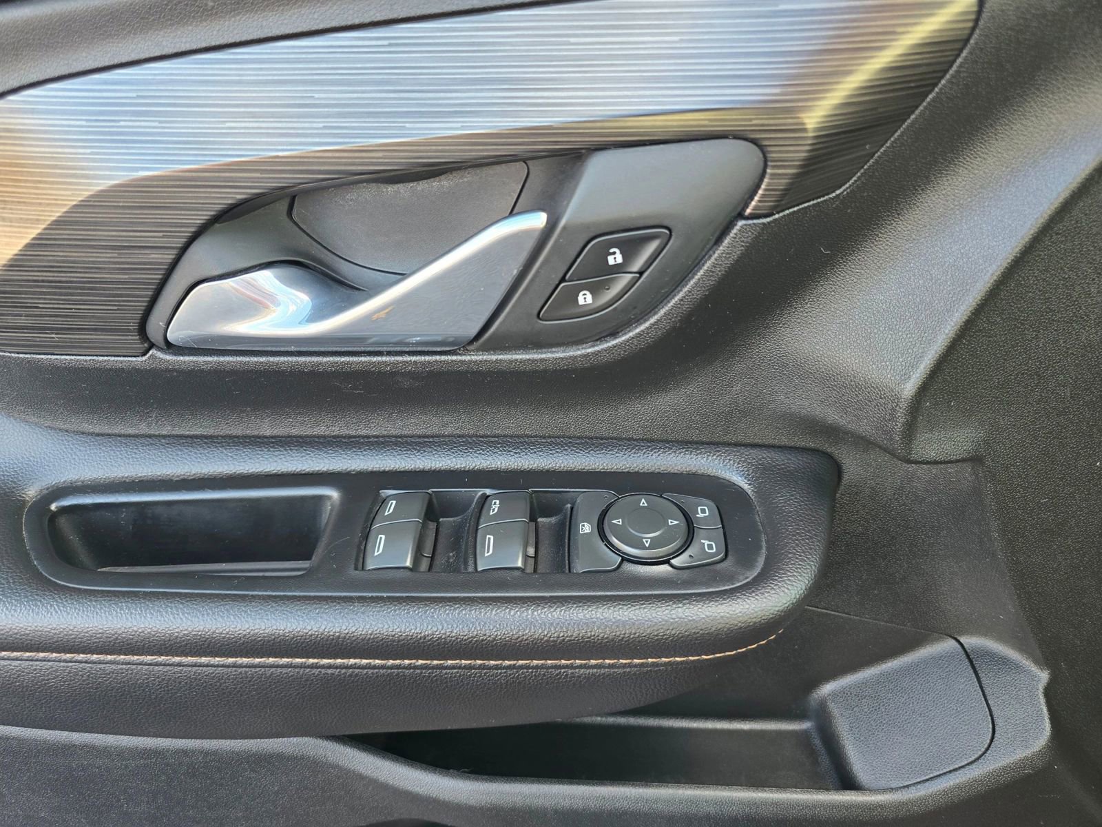 Used 2019 GMC Terrain SLT image 21