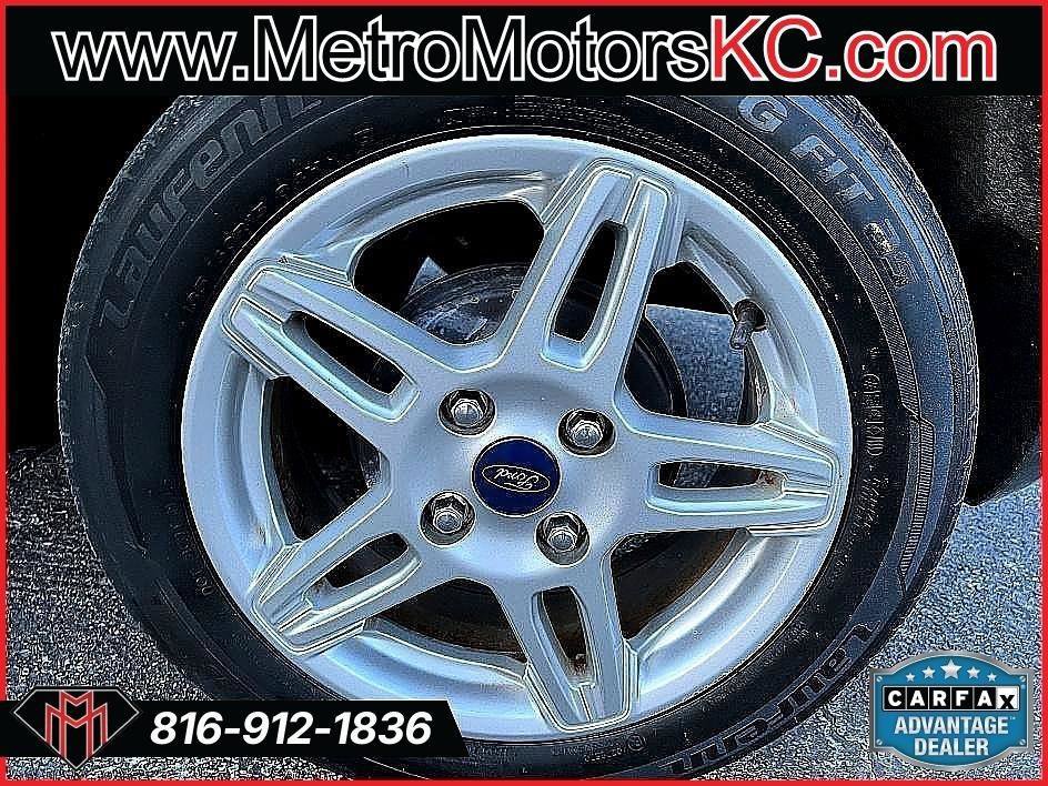 Used 2017 Ford Fiesta SE image 13