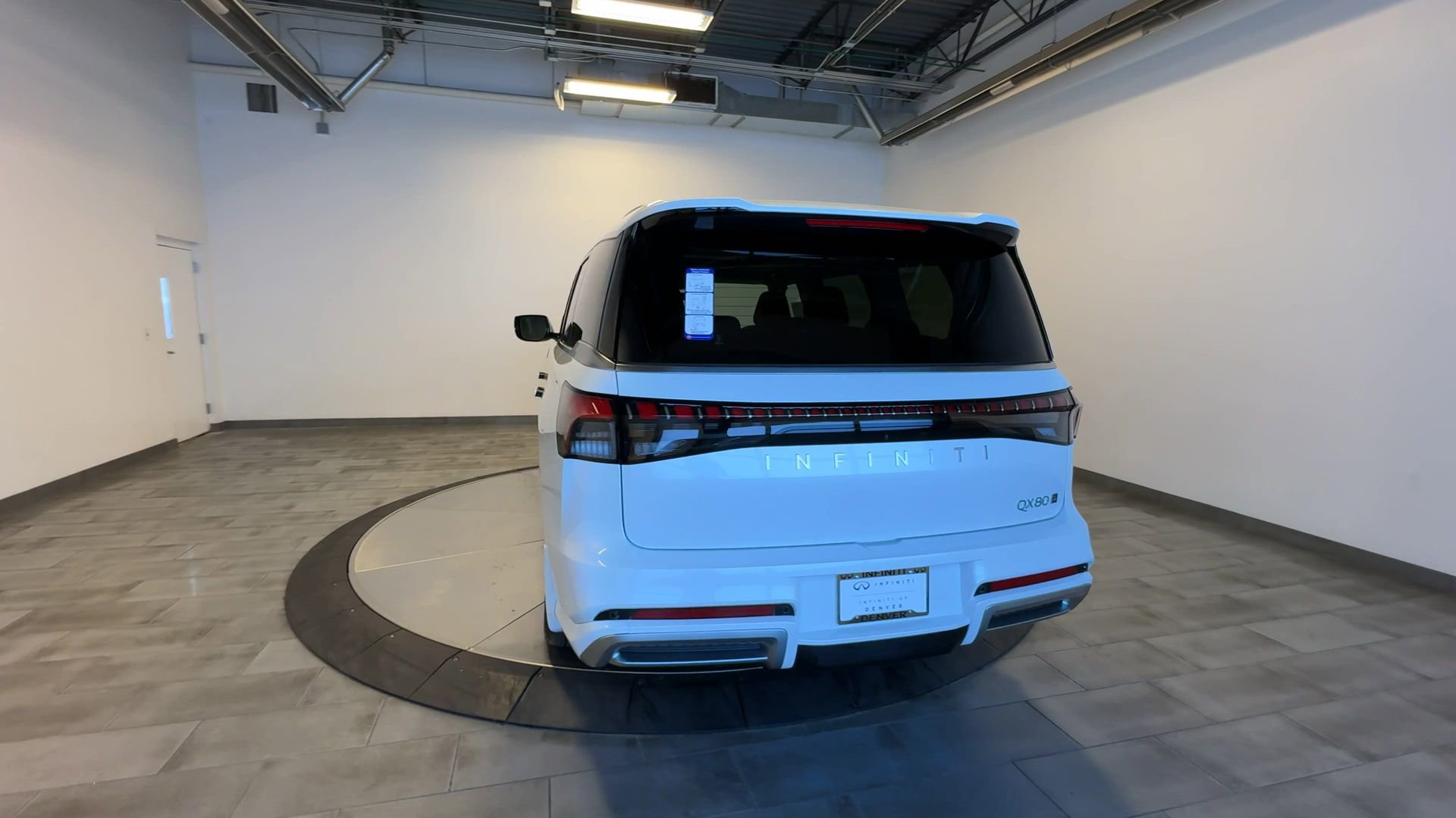 New 2026 INFINITI QX80 Luxe w/ Cargo Package AWD/4WD image 7