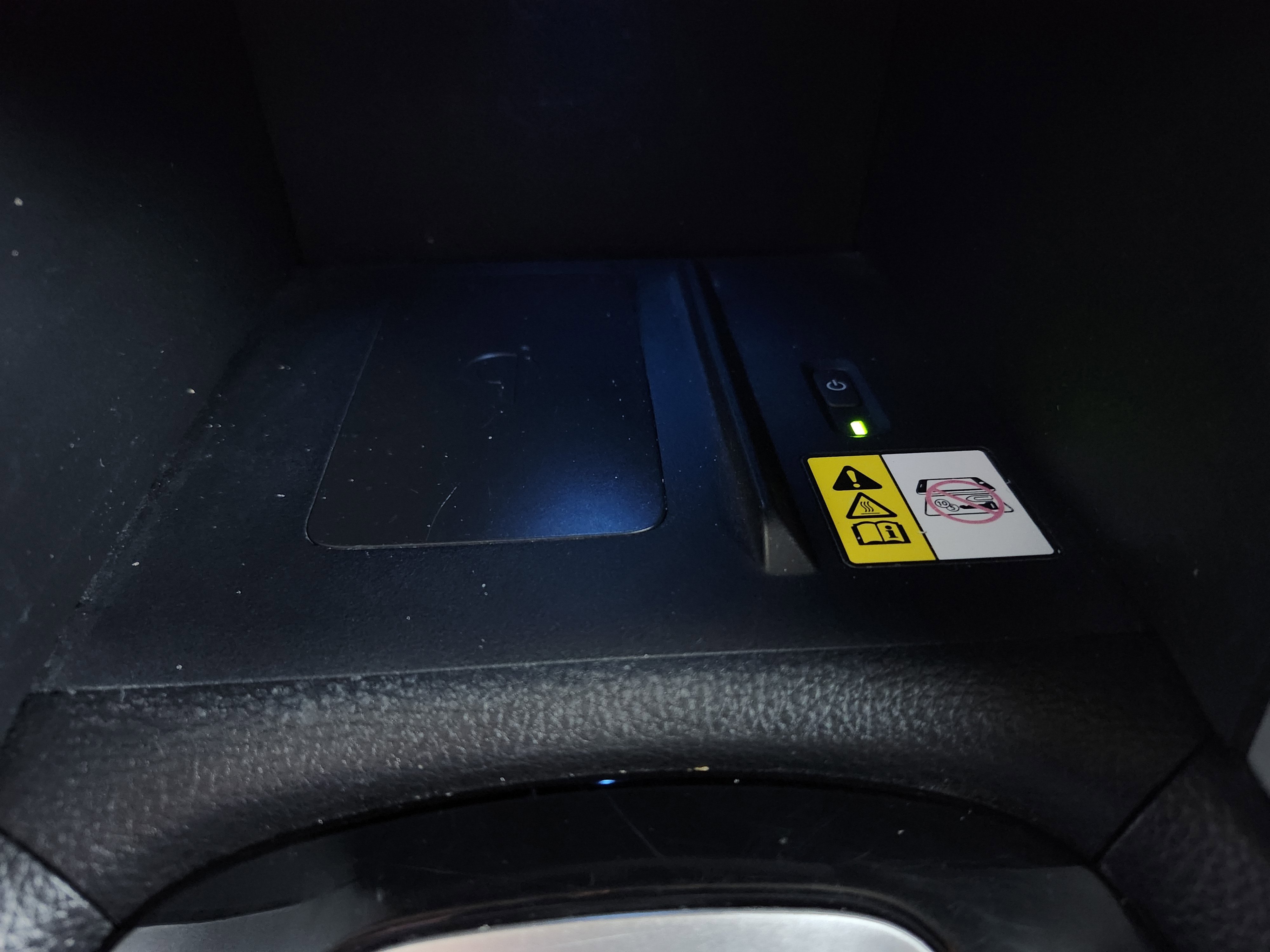 Used 2023 Toyota Corolla Cross XLE image 9