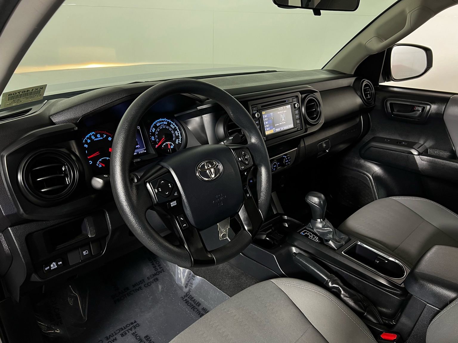 Used 2019 Toyota Tacoma SR w/ SR Convenience Package image 12