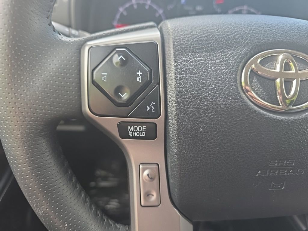 Used 2024 Toyota 4Runner SR5 AWD/4WD image 22