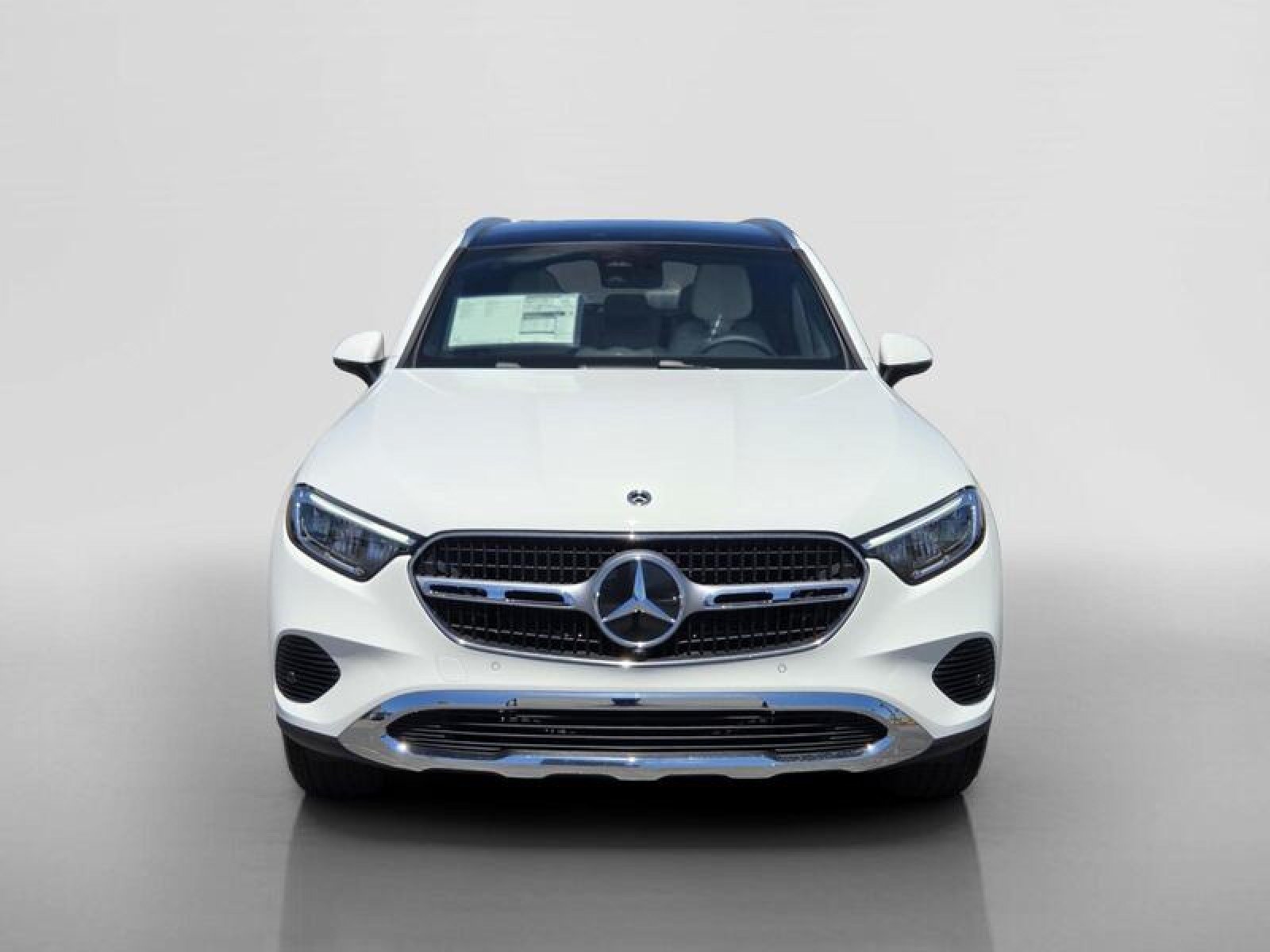 New 2026 Mercedes-Benz GLC 350e 4MATIC image 9
