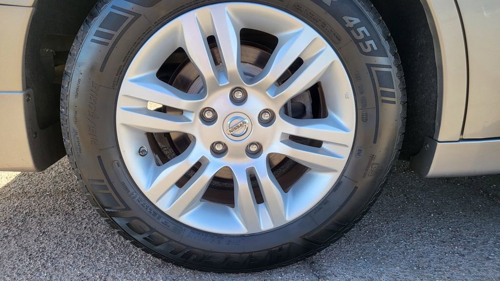 Used 2011 Nissan Altima 2.5 S w/ Convenience Pkg image 13