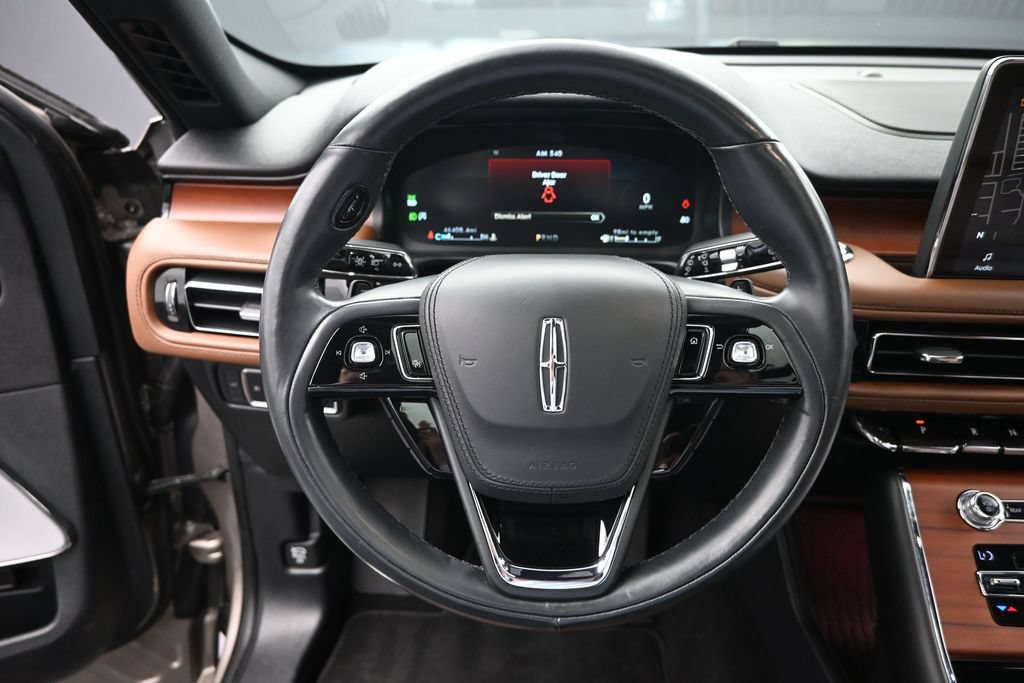 Used 2020 Lincoln Aviator Reserve w/ Equipment Group 202A AWD/4WD image 15