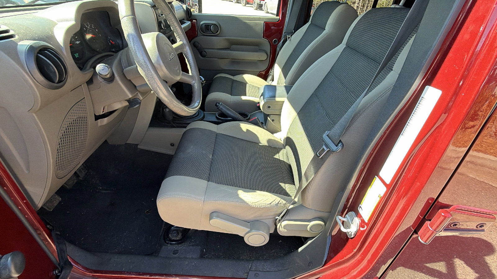 Used 2007 Jeep Wrangler X image 16