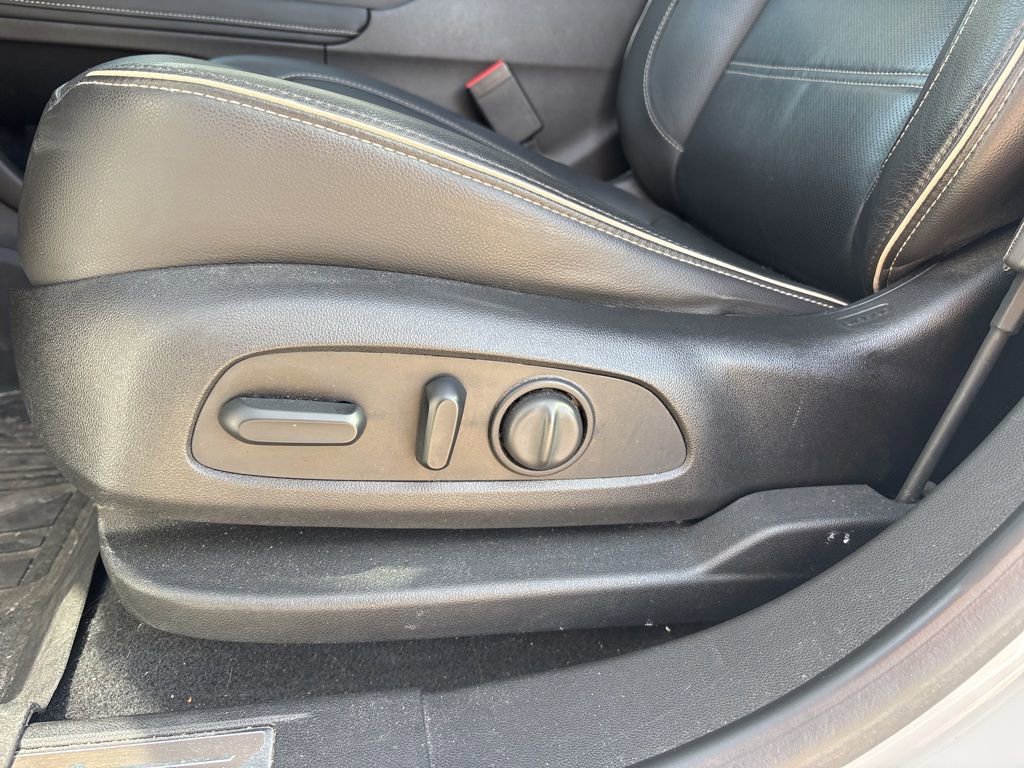 Used 2020 GMC Acadia Denali w/ Trailering Package image 14