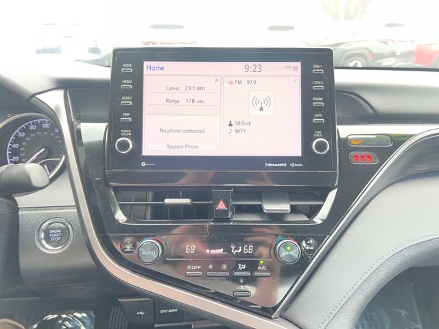 Used 2022 Toyota Camry XLE FWD image 15