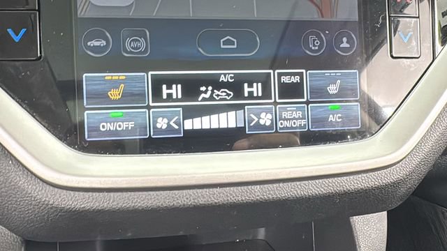 Certified 2023 Subaru Ascent Limited w/ Technology Package image 32