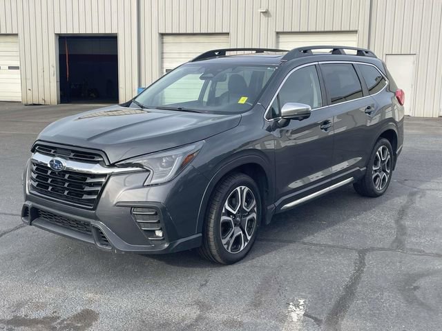 Used 2023 Subaru Ascent Limited w/ Technology Package image 3