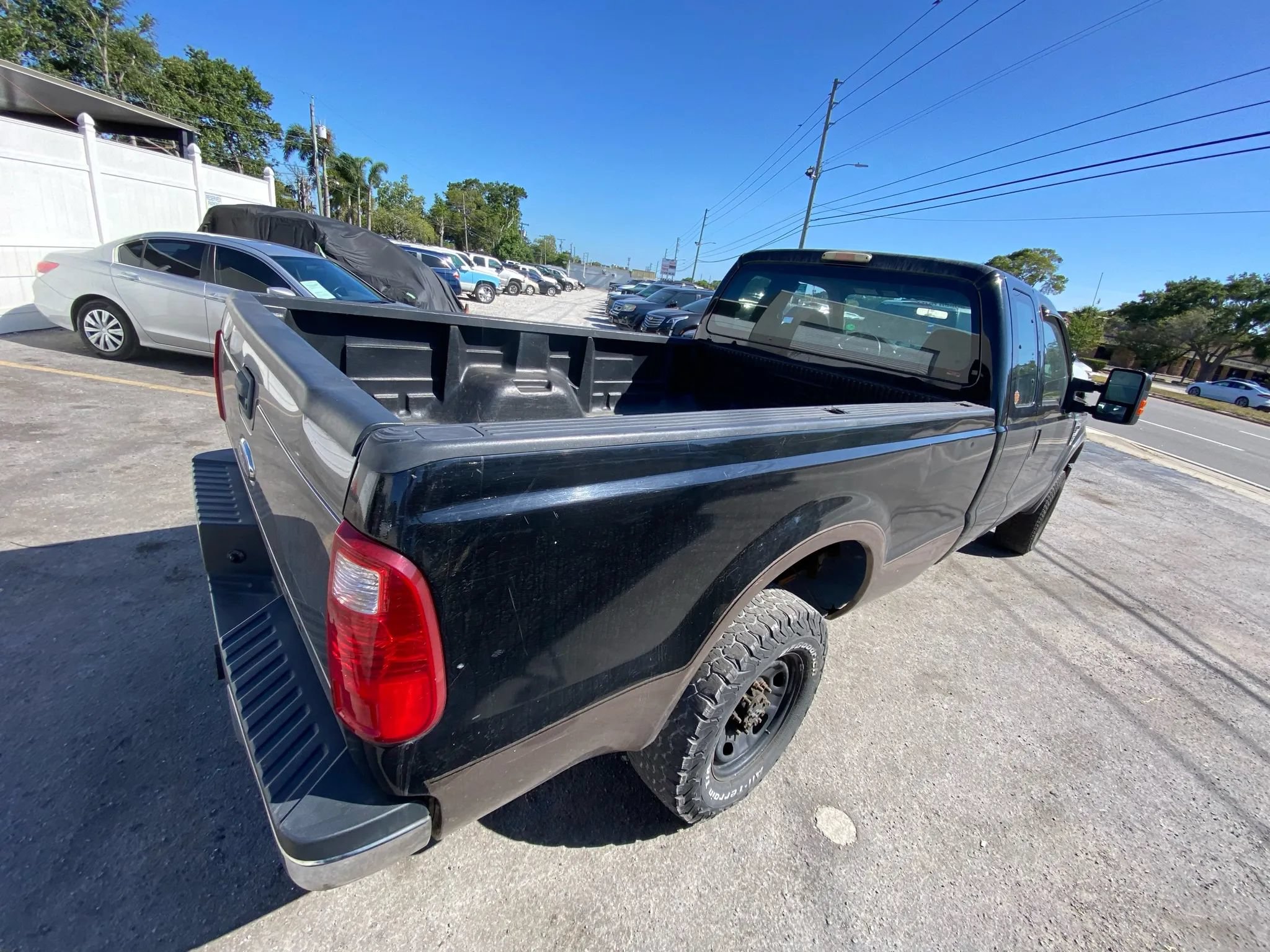 Used 2008 Ford F250 XL AWD/4WD image 2
