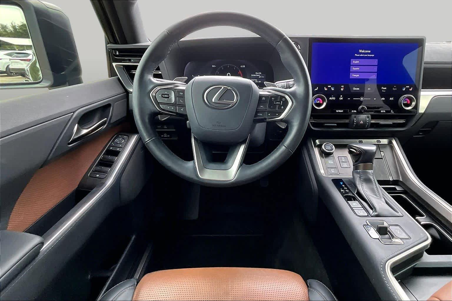 Certified 2024 Lexus GX 550 w/ Accessory Package (Z1) AWD/4WD image 6