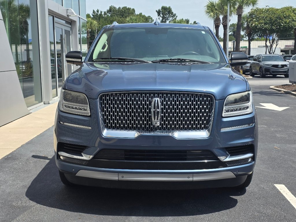 Used 2018 Lincoln Navigator L Select AWD/4WD image 2